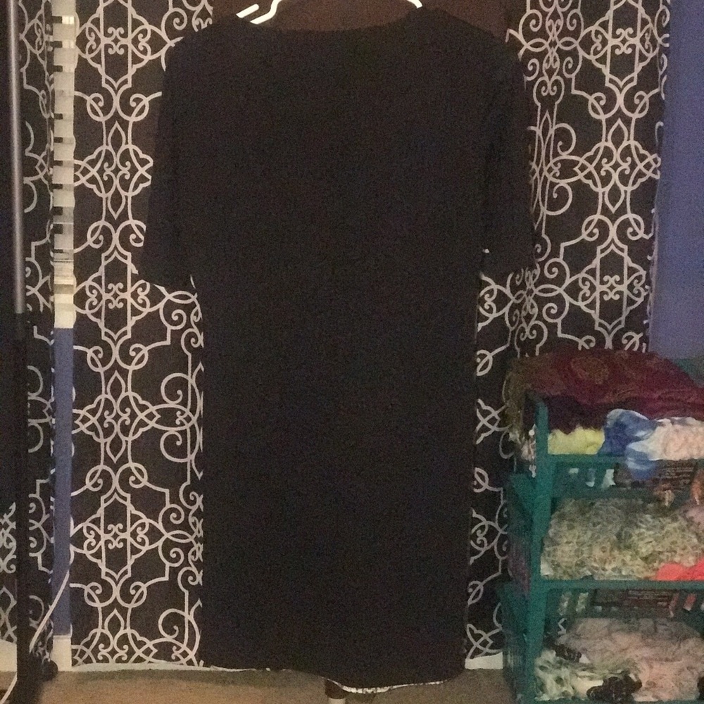 Dress - Picture 2 of 4